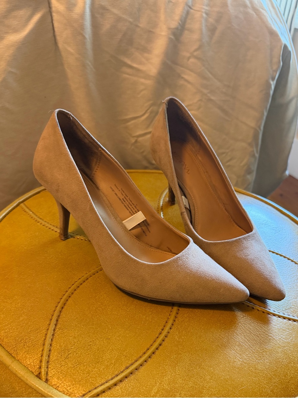 Women's Taupe Pointed-Toe Kitten Heel Pumps